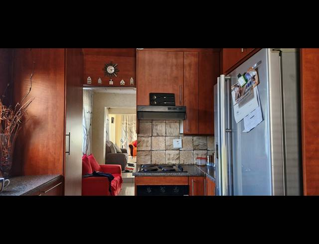 2 BEDROOM FREEHOLD FOR SALE IN MAMELODI EAST